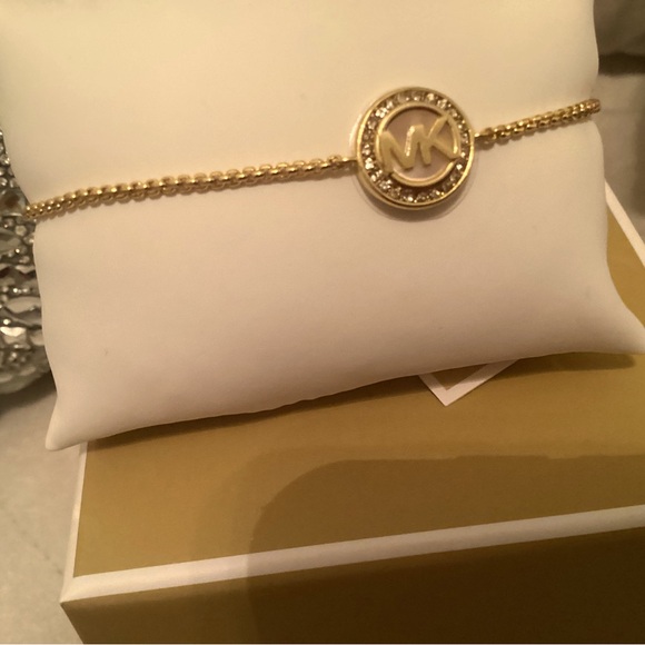 Beautiful michael kors bracelet new with tags - Picture 5 of 6
